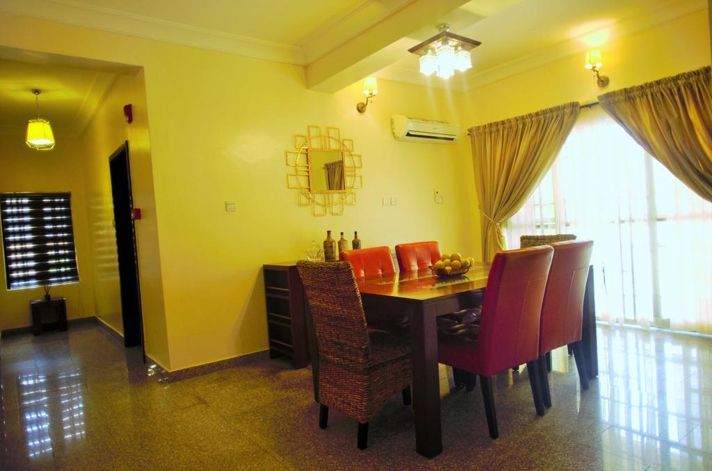 Gemini Place Apartments Лагос Номер фото
